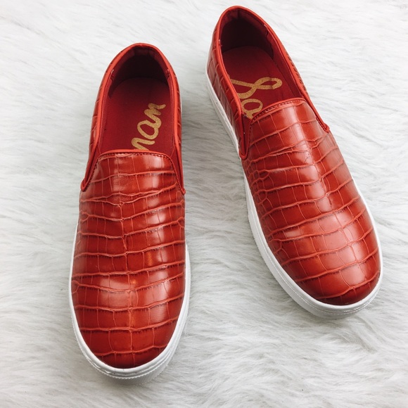 Sam Edelman red crocodile slip on sneaker shoe - Picture 2 of 8